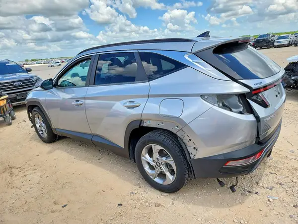 5NMJB3AE8NH069701 2022 HYUNDAI TUCSON - Image 2