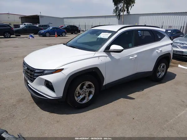5NMJB3AE8NH071674 2022 HYUNDAI TUCSON - Image 2