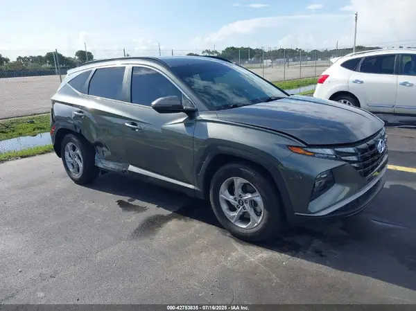 5NMJB3AE8NH077393 2022 HYUNDAI TUCSON - Image 1