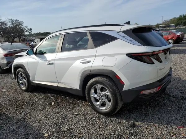 5NMJB3AE8NH084523 2022 HYUNDAI TUCSON - Image 2