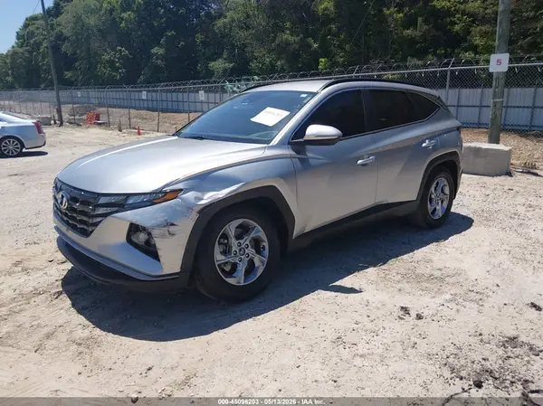 5NMJB3AE8NH114510 2022 HYUNDAI TUCSON - Image 2