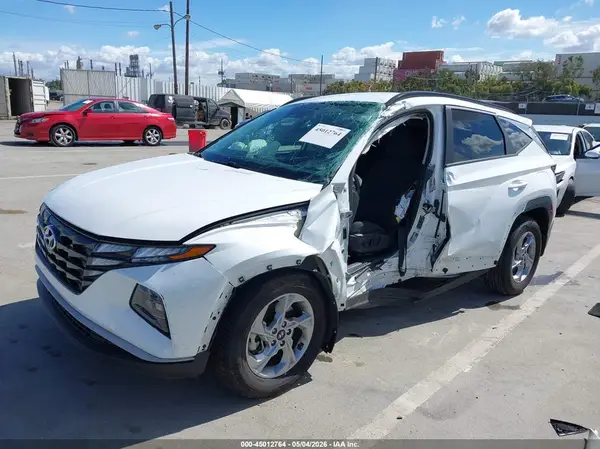 5NMJB3AE8NH146003 2022 HYUNDAI TUCSON - Image 2