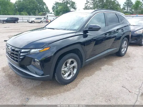 5NMJB3AE8PH188612 2023 HYUNDAI TUCSON - Image 2