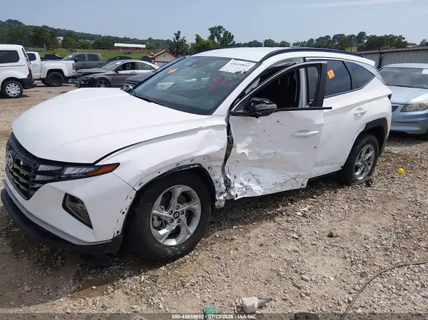 5NMJB3AE8PH226940 2023 HYUNDAI TUCSON - Image 2
