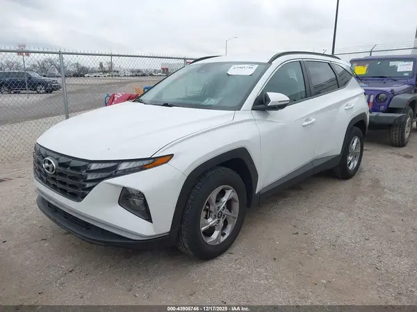 5NMJB3AE8PH290217 2023 HYUNDAI TUCSON - Image 2