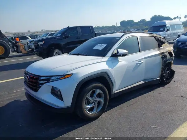 5NMJB3AE9NH030003 2022 HYUNDAI TUCSON - Image 2