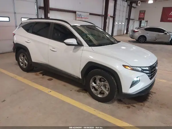 5NMJB3AE9NH074230 2022 HYUNDAI TUCSON - Image 1