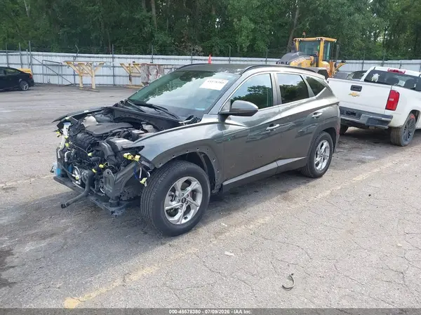 5NMJB3AE9NH092825 2022 HYUNDAI TUCSON - Image 2