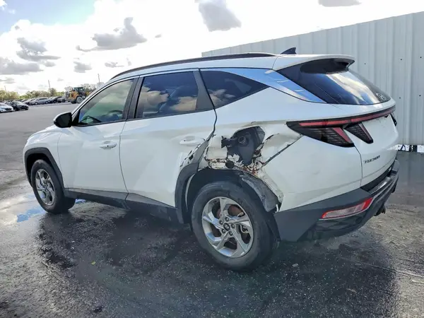 5NMJB3AE9NH124799 2022 HYUNDAI TUCSON - Image 2