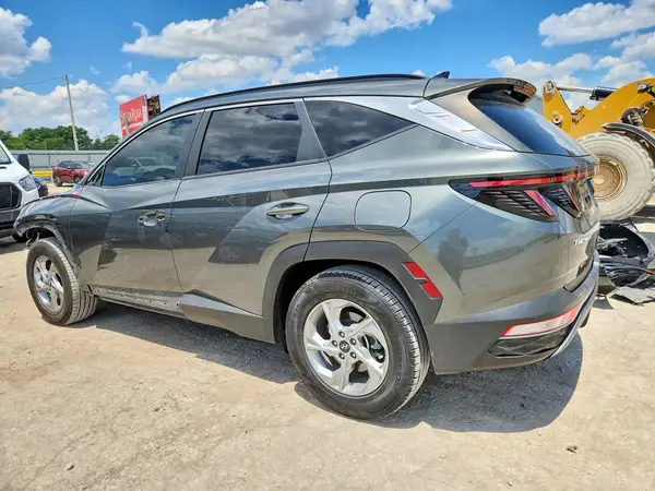 5NMJB3AE9NH139805 2022 HYUNDAI TUCSON - Image 2
