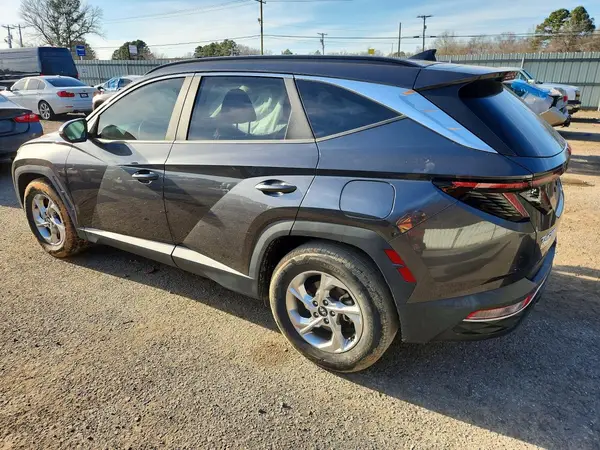 5NMJB3AEXNH005675 2022 HYUNDAI TUCSON - Image 2