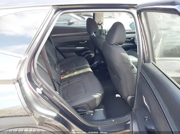 5NMJB3AEXNH069778 2022 HYUNDAI TUCSON - Image 8