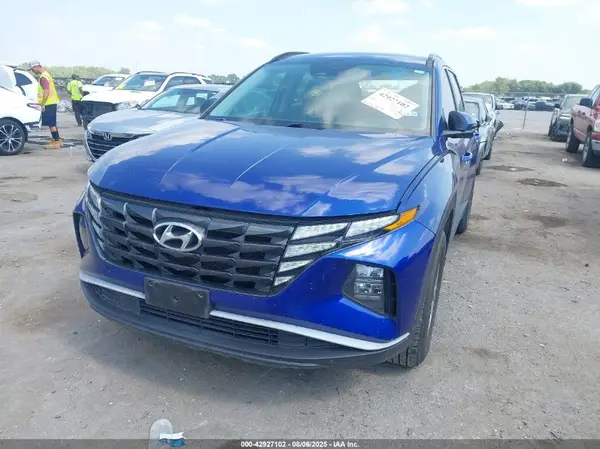 5NMJB3AEXNH084992 2022 HYUNDAI TUCSON - Image 2