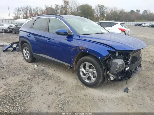 5NMJB3AEXNH085043 2022 HYUNDAI TUCSON - Image 1
