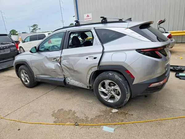 5NMJB3AEXPH232240 2023 HYUNDAI TUCSON - Image 2