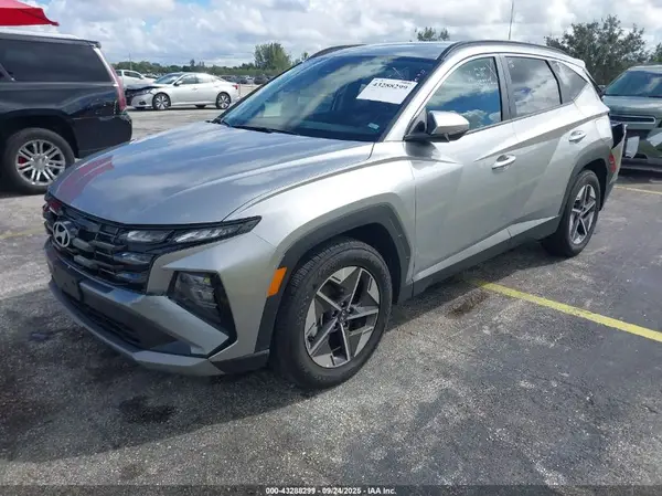 5NMJB3DE0SH557984 2025 HYUNDAI TUCSON - Image 2