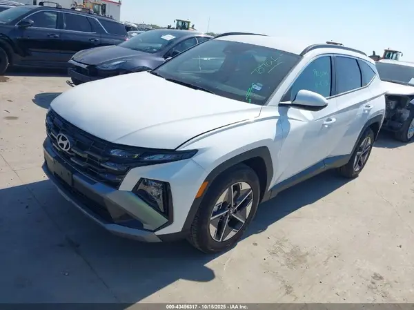 5NMJB3DE0TH609647 2026 HYUNDAI TUCSON - Image 2