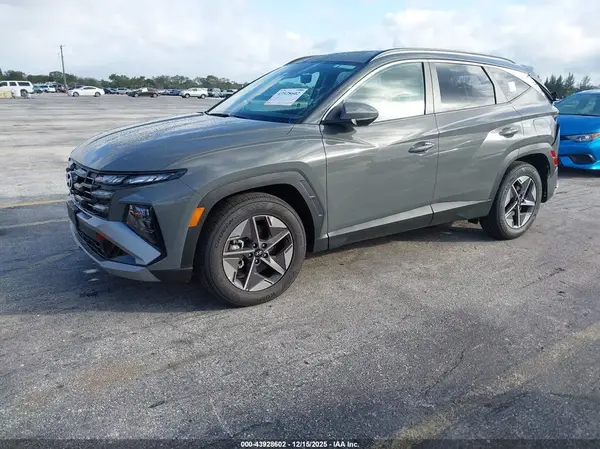 5NMJB3DE0TH648979 2026 HYUNDAI TUCSON - Image 2
