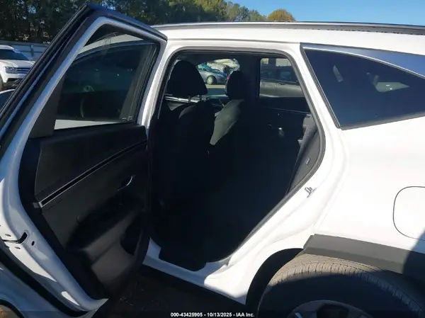 5NMJB3DE1RH301735 2024 HYUNDAI TUCSON - Image 8