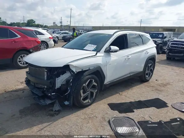 5NMJB3DE2RH420443 2024 HYUNDAI TUCSON - Image 2