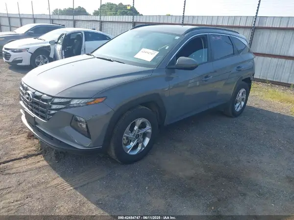 5NMJB3DE2RH420670 2024 HYUNDAI TUCSON - Image 2