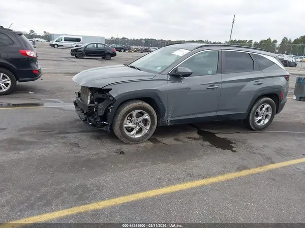 5NMJB3DE2RH421205 2024 HYUNDAI TUCSON - Image 2