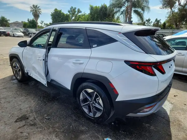 5NMJB3DE2TH682633 2026 HYUNDAI TUCSON - Image 2