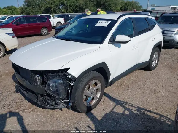 5NMJB3DE3RH389820 2024 HYUNDAI TUCSON - Image 2