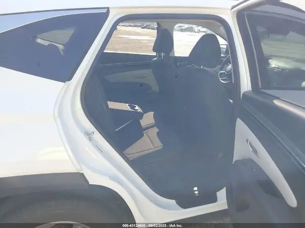 5NMJB3DE3RH389820 2024 HYUNDAI TUCSON - Image 8