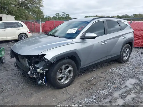 5NMJB3DE3RH420175 2024 HYUNDAI TUCSON - Image 2