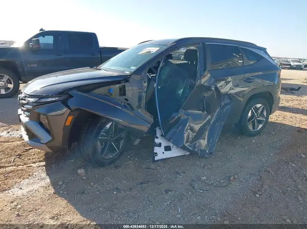 5NMJB3DE3SH484383 2025 HYUNDAI TUCSON - Image 2
