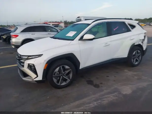 5NMJB3DE3SH502252 2025 HYUNDAI TUCSON - Image 2