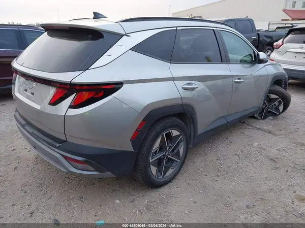 2025 HYUNDAI TUCSON IAAI lot 44509049 auction photo 4