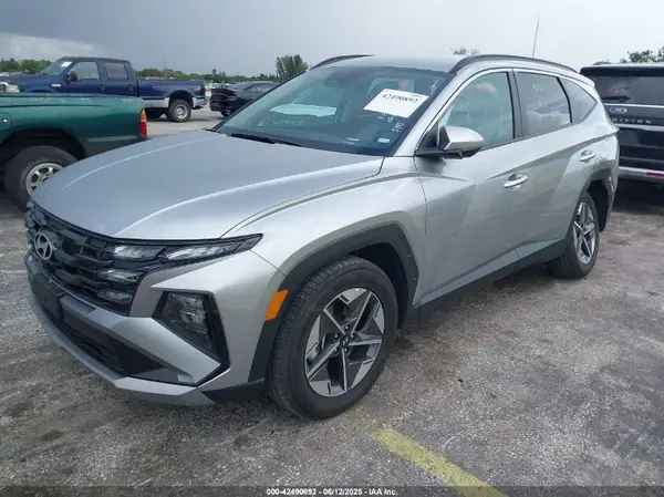 5NMJB3DE5SH465219 2025 HYUNDAI TUCSON - Image 2