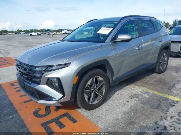 5NMJB3DE6SH483695 2025 HYUNDAI TUCSON - Image 2