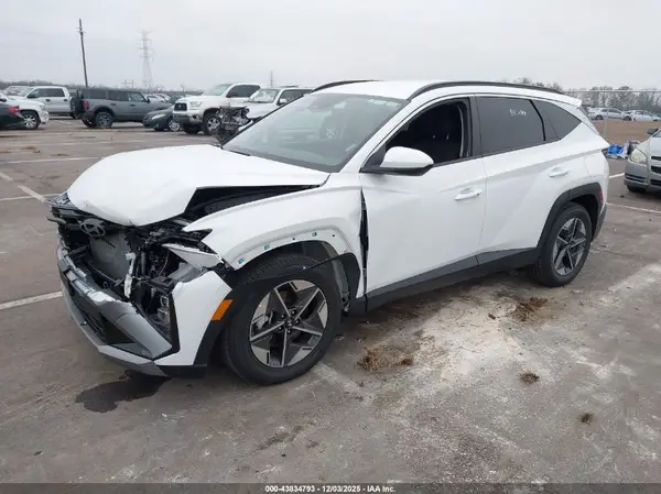5NMJB3DE6TH632818 2026 HYUNDAI TUCSON - Image 2