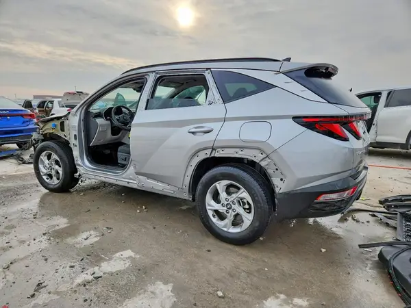 5NMJB3DE7RH400995 2024 HYUNDAI TUCSON - Image 2
