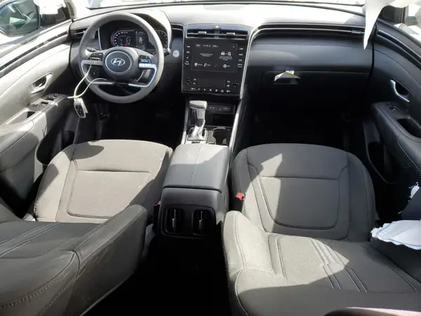 5NMJB3DE8RH393880 2024 HYUNDAI TUCSON - Image 8
