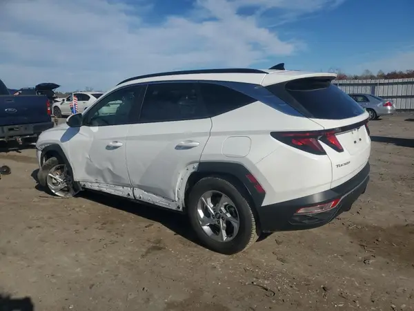 5NMJB3DE8RH422696 2024 HYUNDAI TUCSON - Image 2