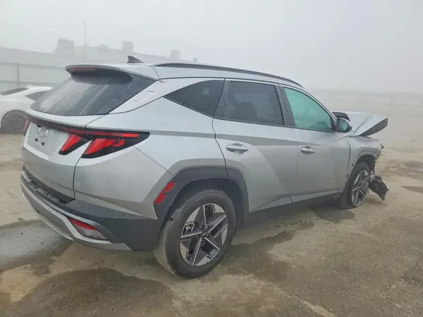 2025 HYUNDAI TUCSON COPART lot 76041685 auction photo 3