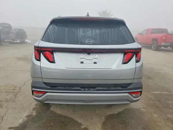 2025 HYUNDAI TUCSON COPART lot 76041685 auction photo 6