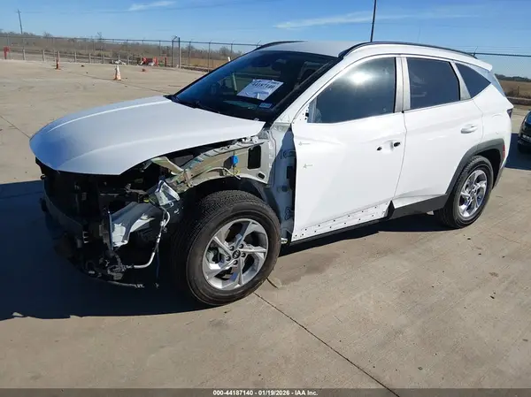 5NMJB3DE9RH397145 2024 HYUNDAI TUCSON - Image 2