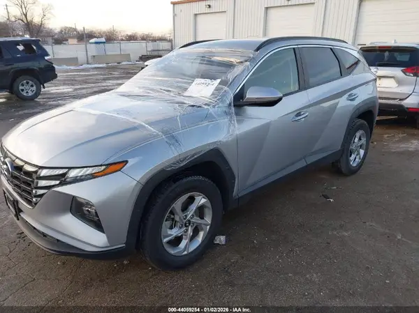 5NMJBCAE0NH007094 2022 HYUNDAI TUCSON - Image 2