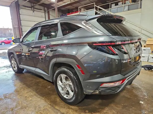 5NMJBCAE0NH021657 2022 HYUNDAI TUCSON - Image 2