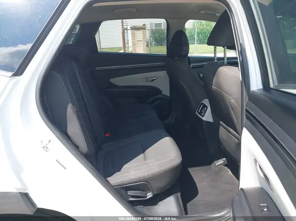 5NMJBCAE0NH043240 2022 HYUNDAI TUCSON - Image 8
