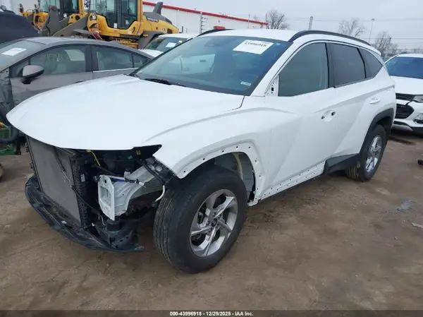 5NMJBCAE0NH049054 2022 HYUNDAI TUCSON - Image 2