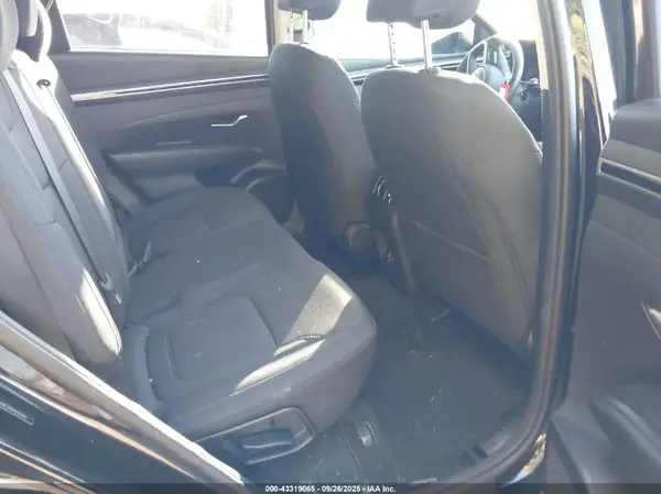 5NMJBCAE0NH137845 2022 HYUNDAI TUCSON - Image 8