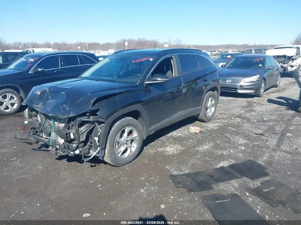 5NMJBCAE0NH152202 2022 HYUNDAI TUCSON - Image 2