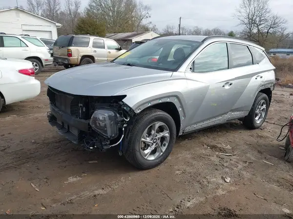 5NMJBCAE0PH199975 2023 HYUNDAI TUCSON - Image 2