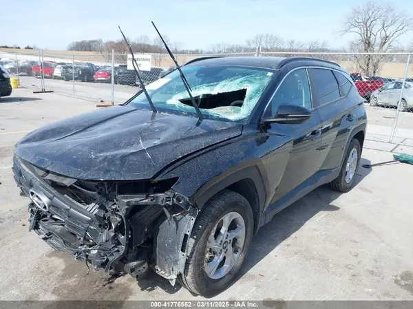 5NMJBCAE0PH220551 2023 HYUNDAI TUCSON - Image 2